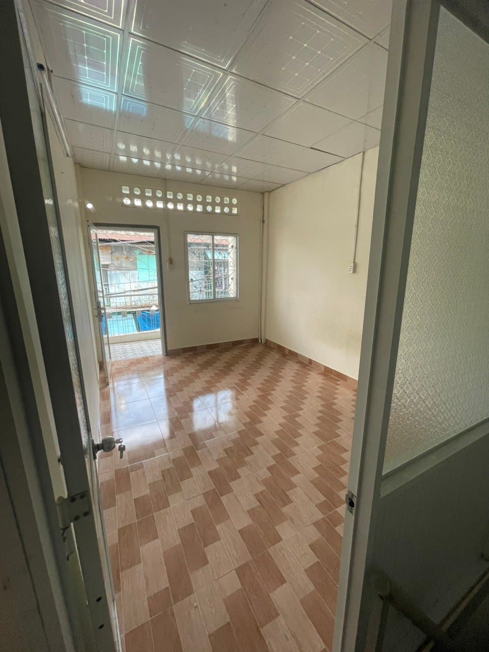 Bán nhà đường Nguyễn Cảnh Chân Quận 1 4