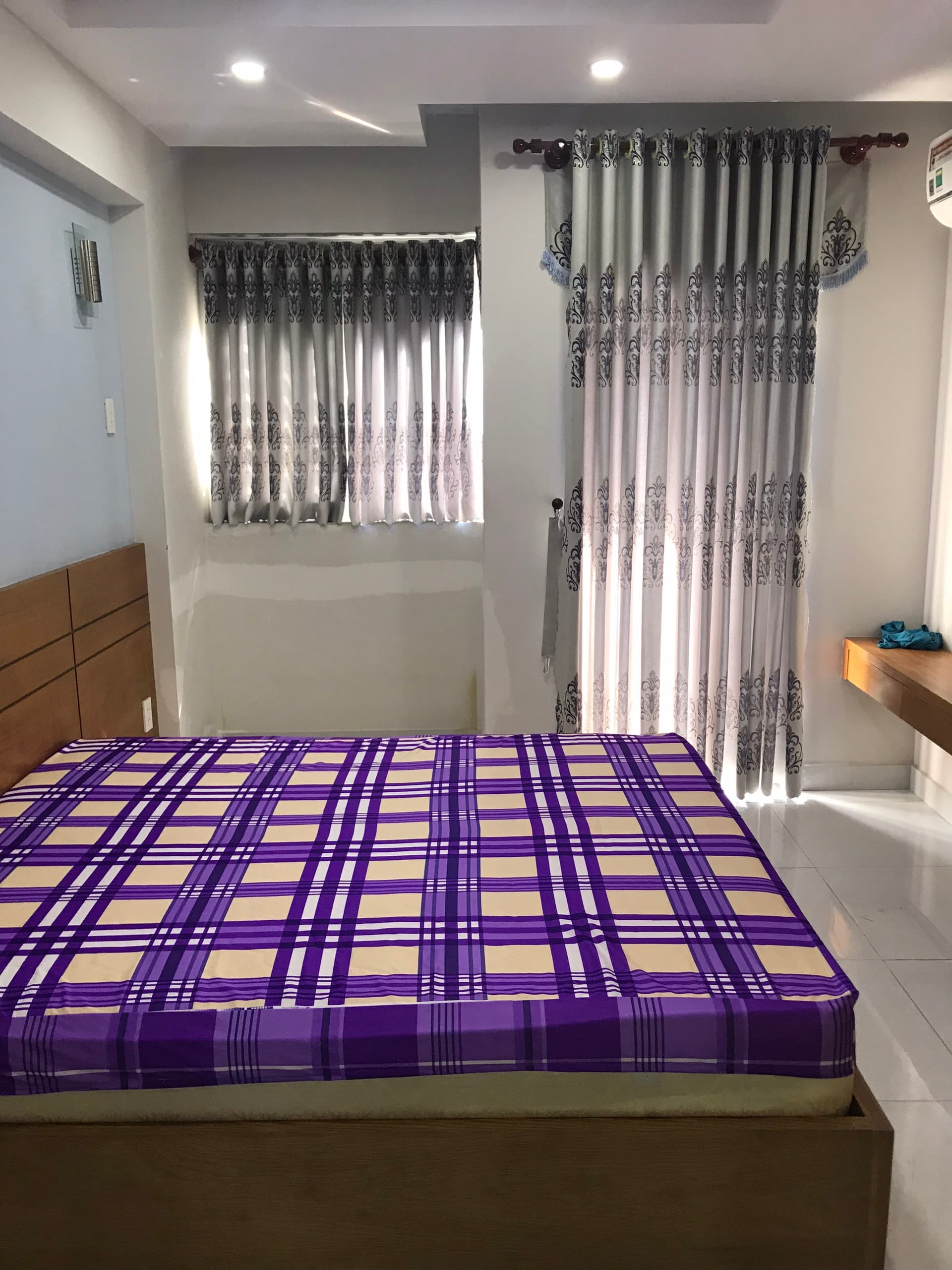 Bán nhà đường Lạc Long Quân quận Tân Bình 2