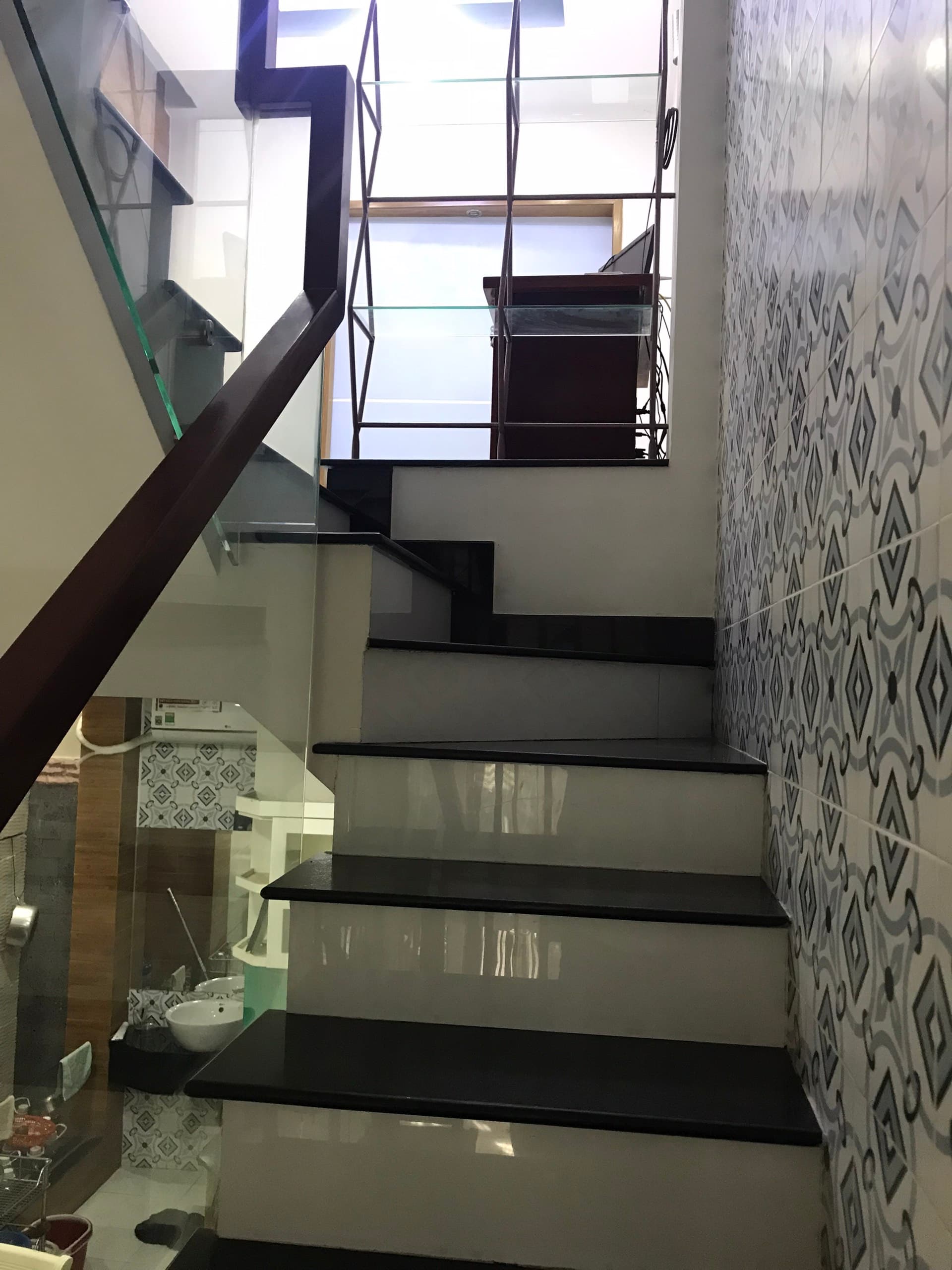 Bán nhà đường Lạc Long Quân quận Tân Bình 3